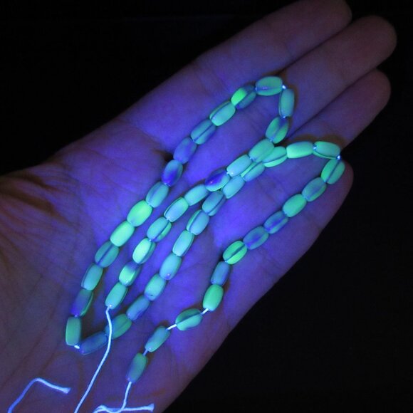 UG Czech beads - Picture 2 of 8